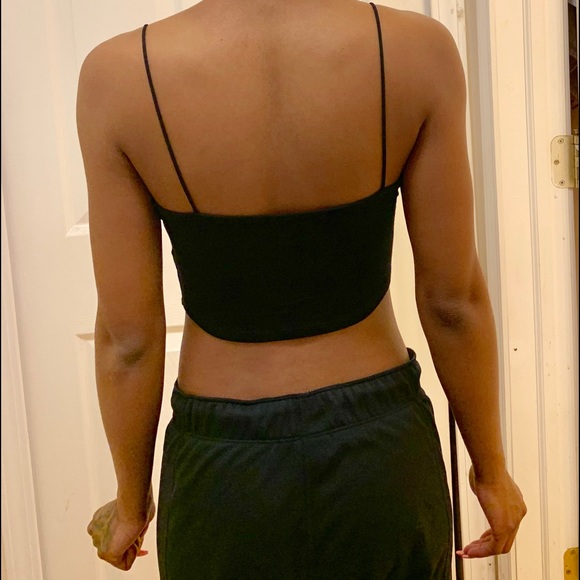 Cropped Cami - Picture 3 of 4